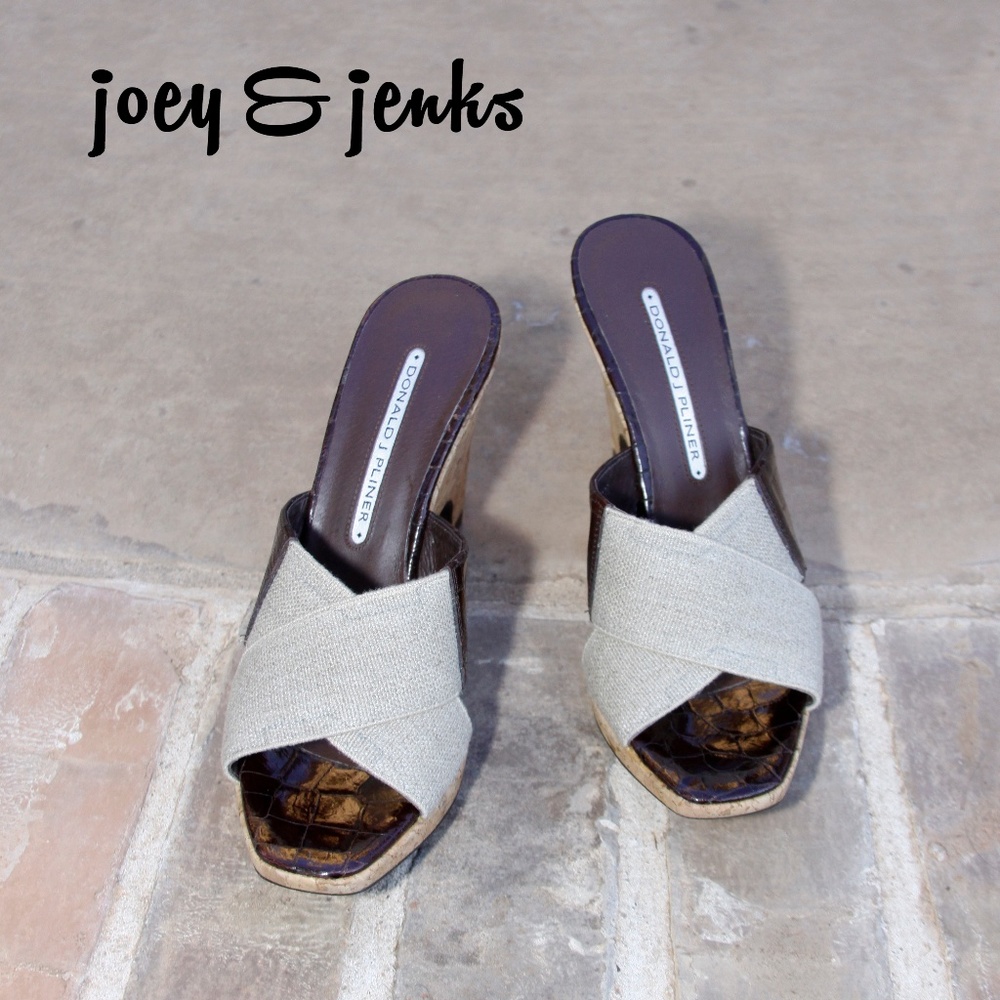 Donald J. Pliner Natural Sandals Cork Heels 6.5